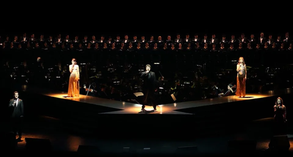 Land of the Fathers performed in Do You Hear The People Sing?